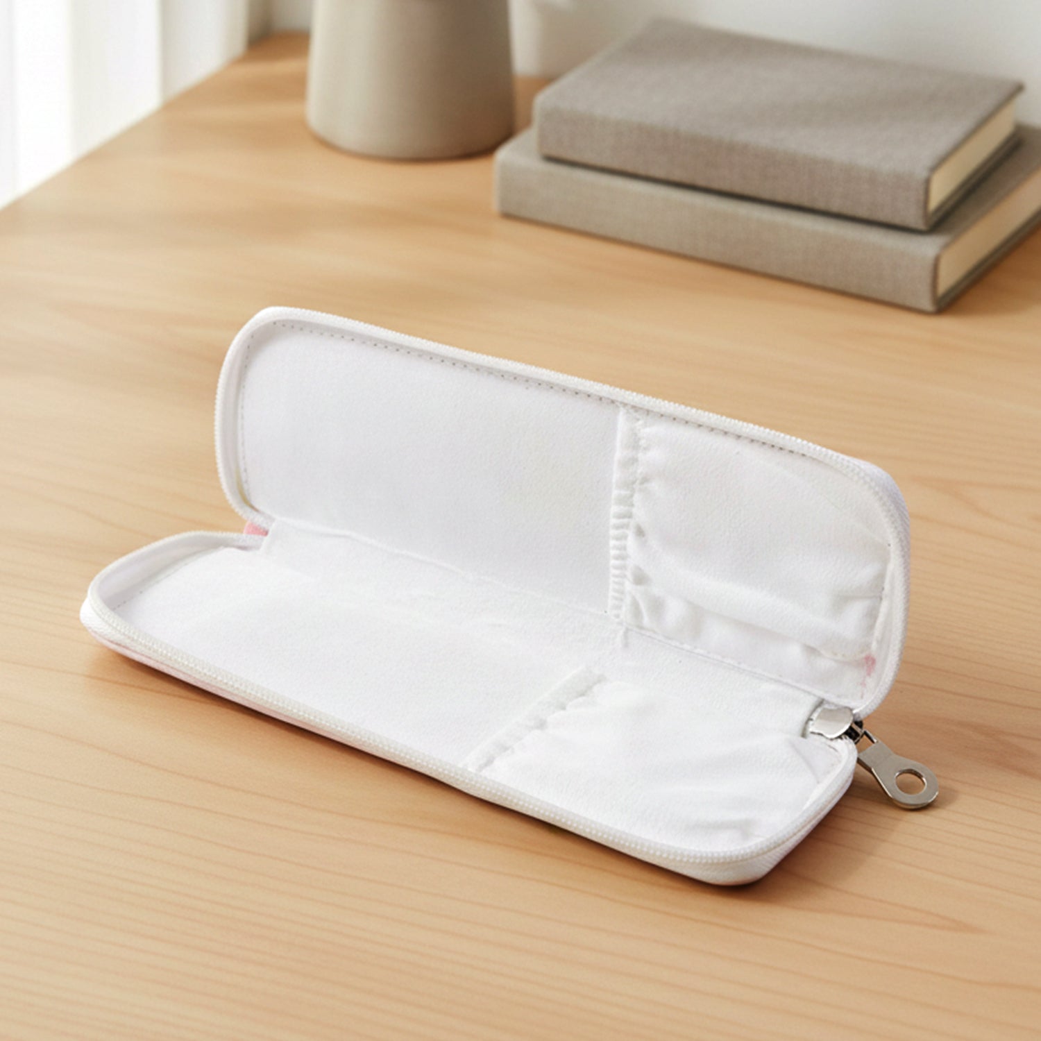 Premium Makeup Brush Storage Pouch with Zip Closure (1 Pc)