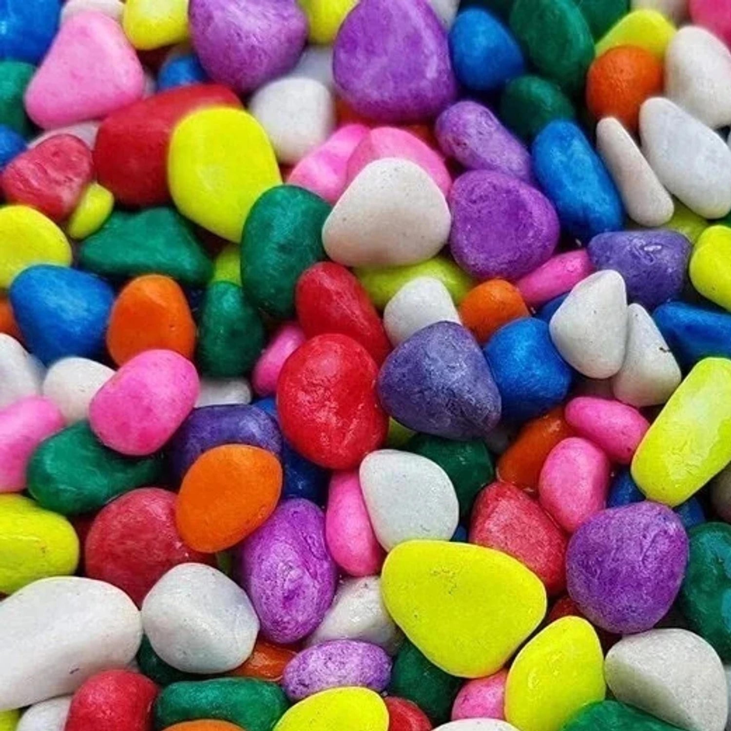 Decorative pebbles stones for aquarium, vase filling and garden decoration
